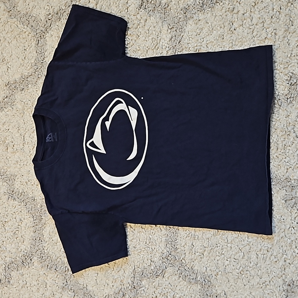 Mens Penn State tee shirt, Medium